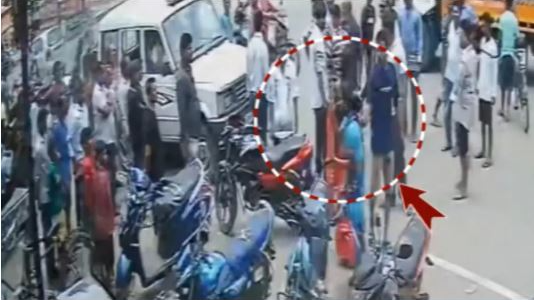 2 transgenders detained in Bhubaneswar for attacking Traffic Police team