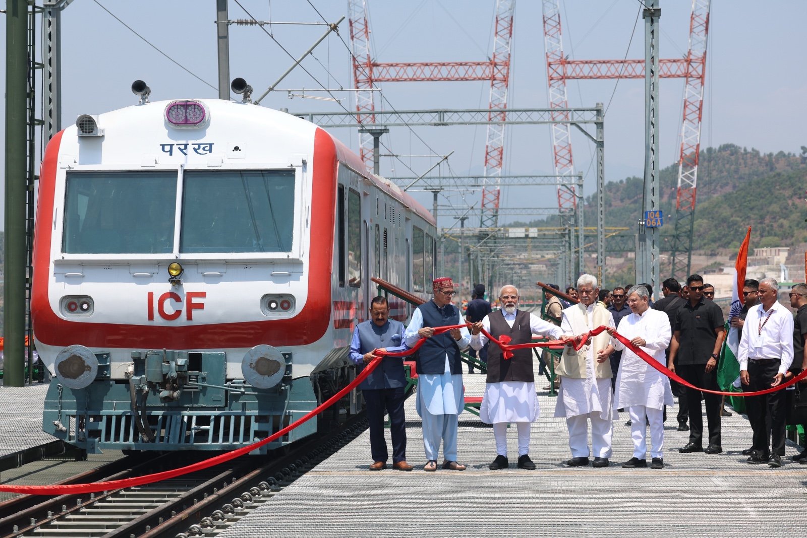 Jammu-Srinagar robust railway connectivity soon 