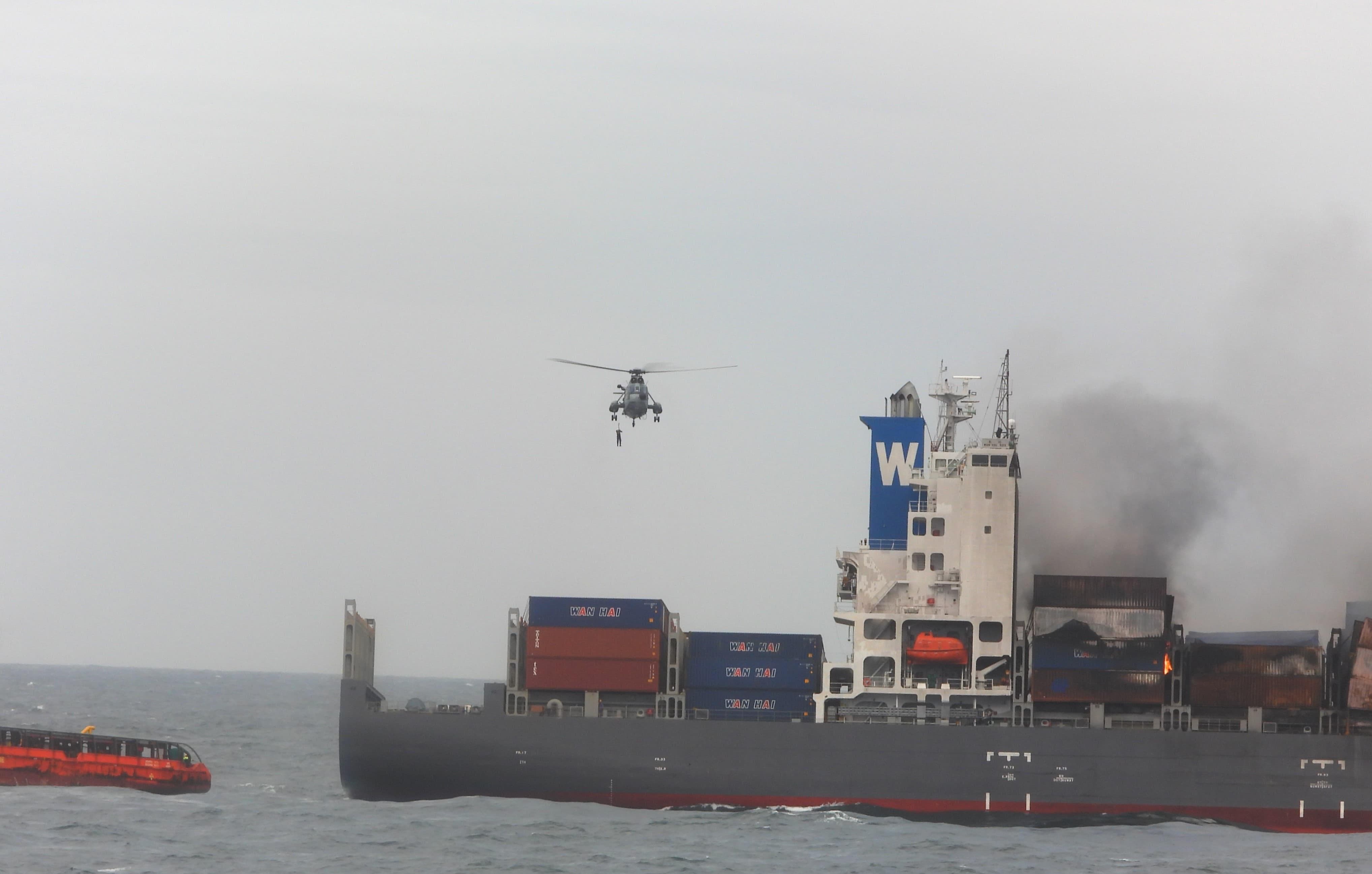 Indian Navy undertakes aerial insertion of salvage team onboard MV Wan Hai 503