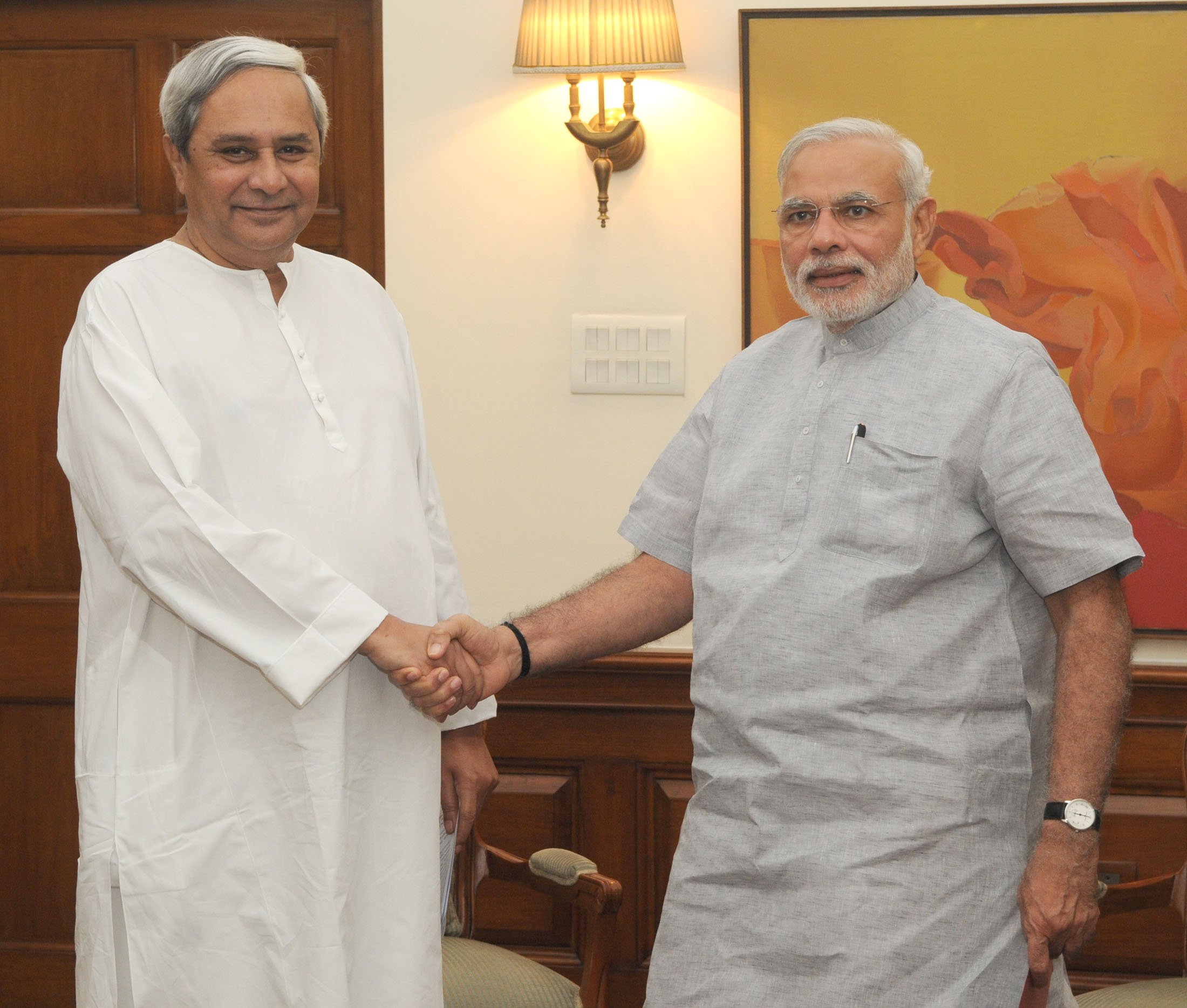 PM Modi talks to Naveen: Enquires of his health