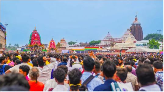 Puri Rath Yatra: Nandighosh Chariot halts few yards away from Singha Dwara 