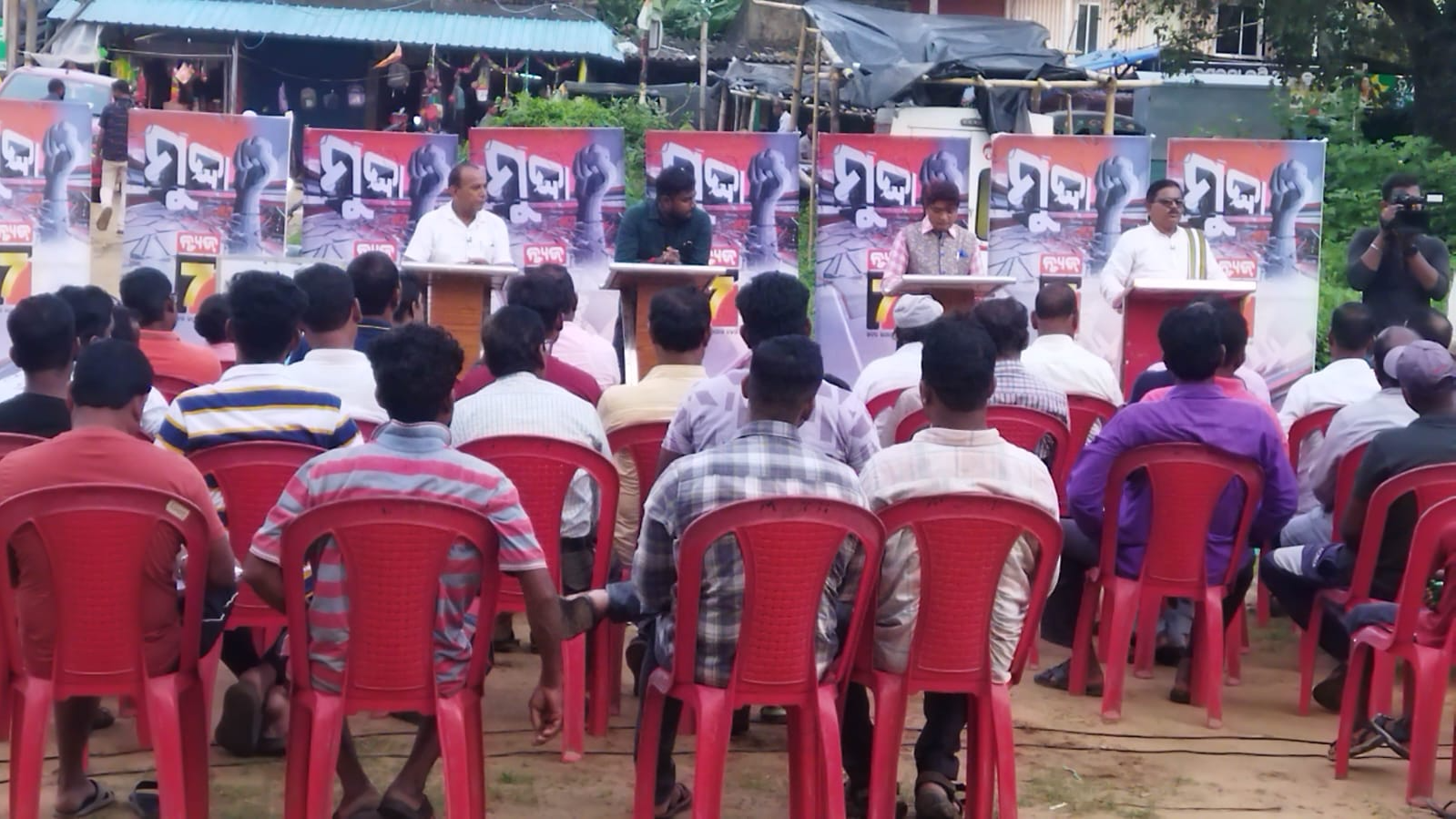 Is a girl’s safety & security in Odisha at stake? ; News7 as a social ambassador advocates for flawless living of SWAYAMSIDHAS through open-air debates