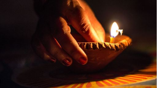 Janmastami Puja turns fatal: Woman dies in flame caught from Diya in Bhubaneswar
