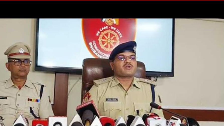 Cuttack police rescues kidnapped youth, Arrests 12 accused in investment fraud case