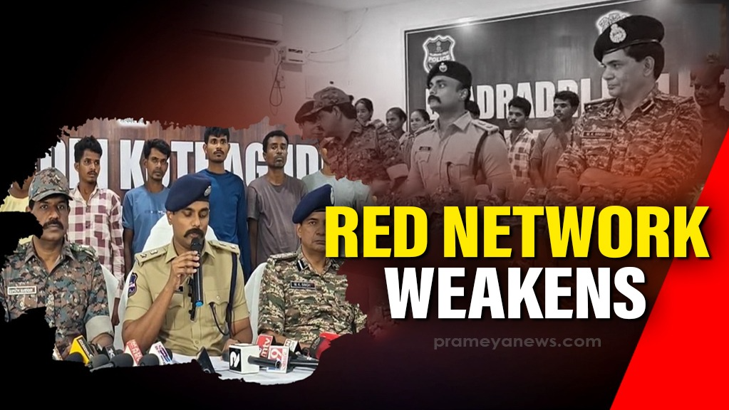 12 Hardcore Maoists Surrender Near Odisha Border – Major Blow to Red Rebels