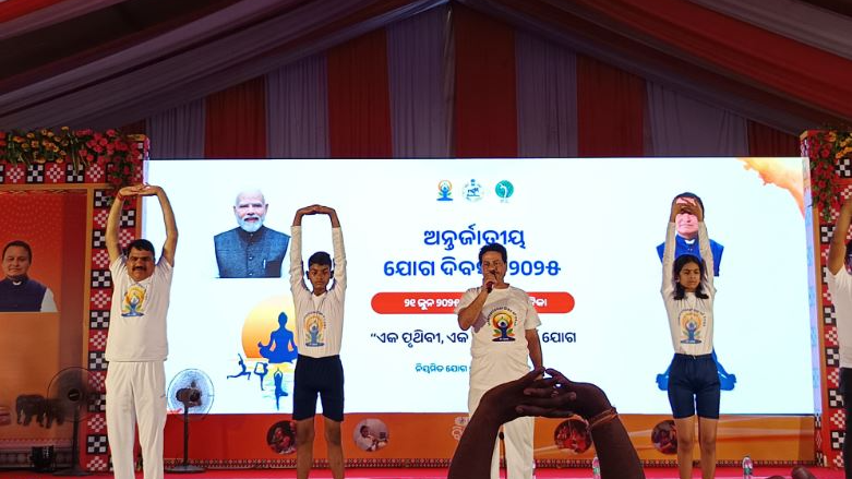 Odisha Glows on Yoga Day: Leaders & Locals Join 2025 Celebrations
