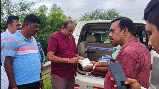 Ganjam Chief Supply Officer caught with ₹3 Lakh in Vigilance raid