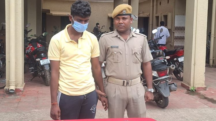 Man arrested in Cuttack for cheating woman of ₹3 Lakh by promising Junior Assistant Job
