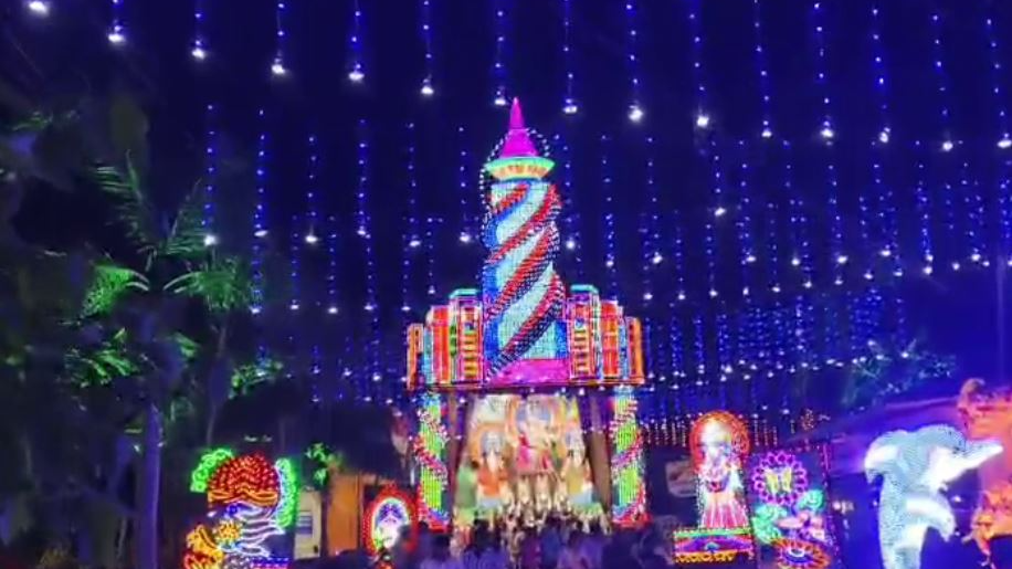 Massive turnout marks third day of Ganesh Puja in Jatani