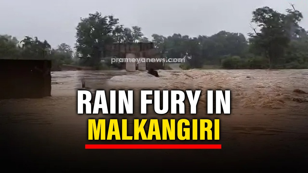 Heavy rainfall floods Kangurukonda bridge, Disrupts connectivity in Malkangiri