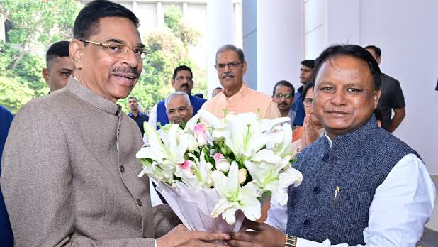 Odisha Governor, CM extend greetings on Holi