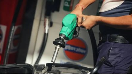 Price of Petrol-diesel remain same on Sunday