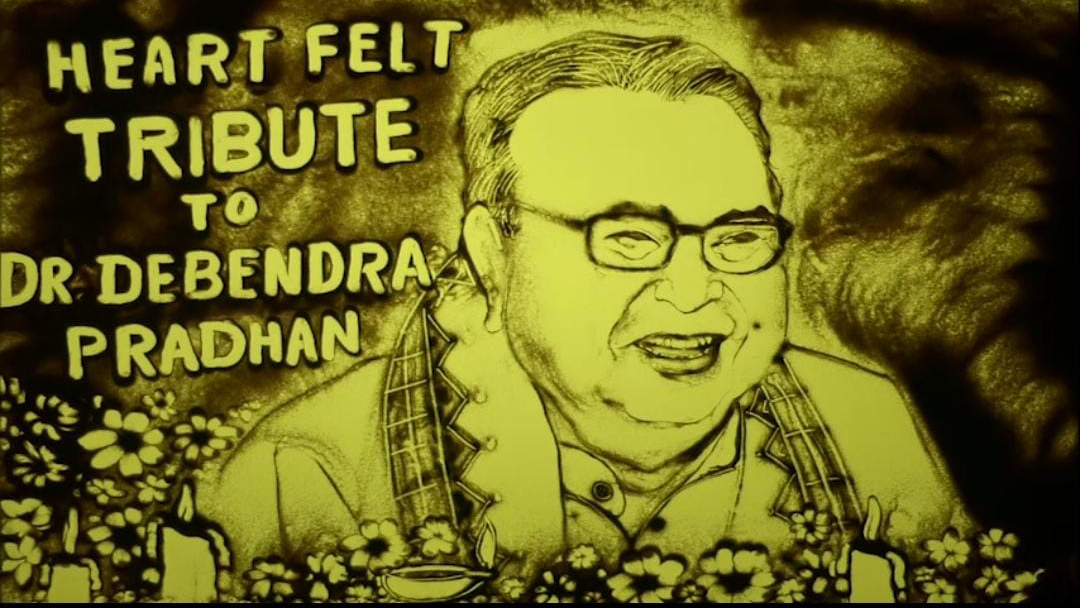 Sand artist Manas Sahu pays tribute to former Union Minister Dr. Debendra Pradhan