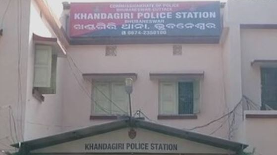 Bhubaneswar Shock: Drunk WB Youths Caught Trying to Kidnap Minor Girl