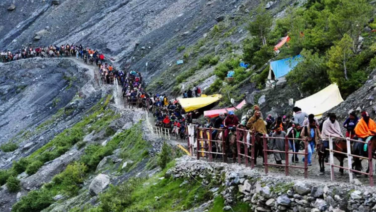 New batch of 6,482 pilgrims depart for Amarnath Yatra 2025, total yatris exceed 1.45 lakh