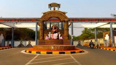 Non-Student Found Dead at Utkal Univ | Probe Demanded